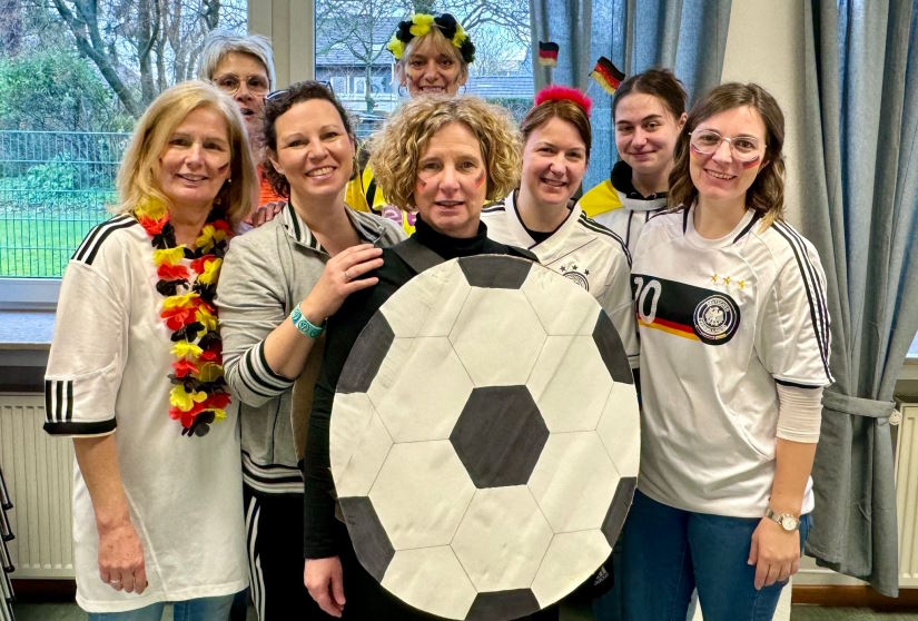 Karneval Teamfoto 2024 Betreuung